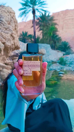 بارباروسا ، رنگ زرد ، حجم ۹۰ میل ,ماندگاری سه تا پنج روز ساخت کشور فرانسه