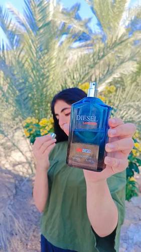 ✨ عطر ادکلن دیزل لاوندر آبی جنسیت : مردانه ، زنانه 🧔🏻👩🏻🦰 طبع : خنک و تند ، حجم : 100 میل گروه بویایی : چوبی دریایی،🌊 ساخت کشور فرانسه ، نت های اصلیش نارنگی، یاس ، کهربا ❄️